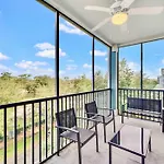 Bright & Modern 2Br Condo With Pool & Hot Tub, Near Disney!