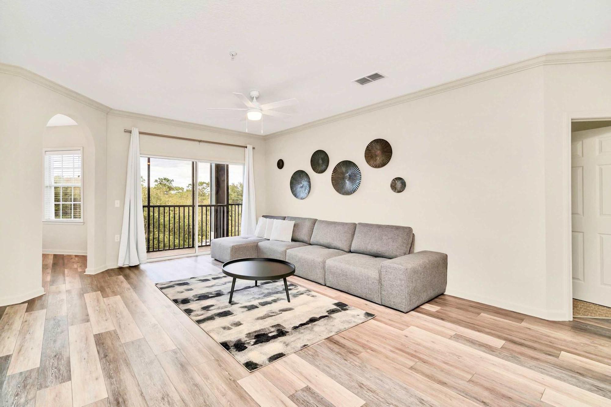 Bright & Modern 2br With Pool & Hot Tub, Near Disney! *
